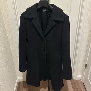 Gorgeous wool trench coat!